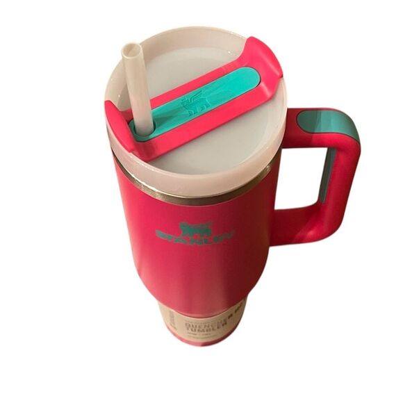 Stanley Quencher 40oz Passion Pink Insulated Water Bottle with Handle - Picture 13 of 16